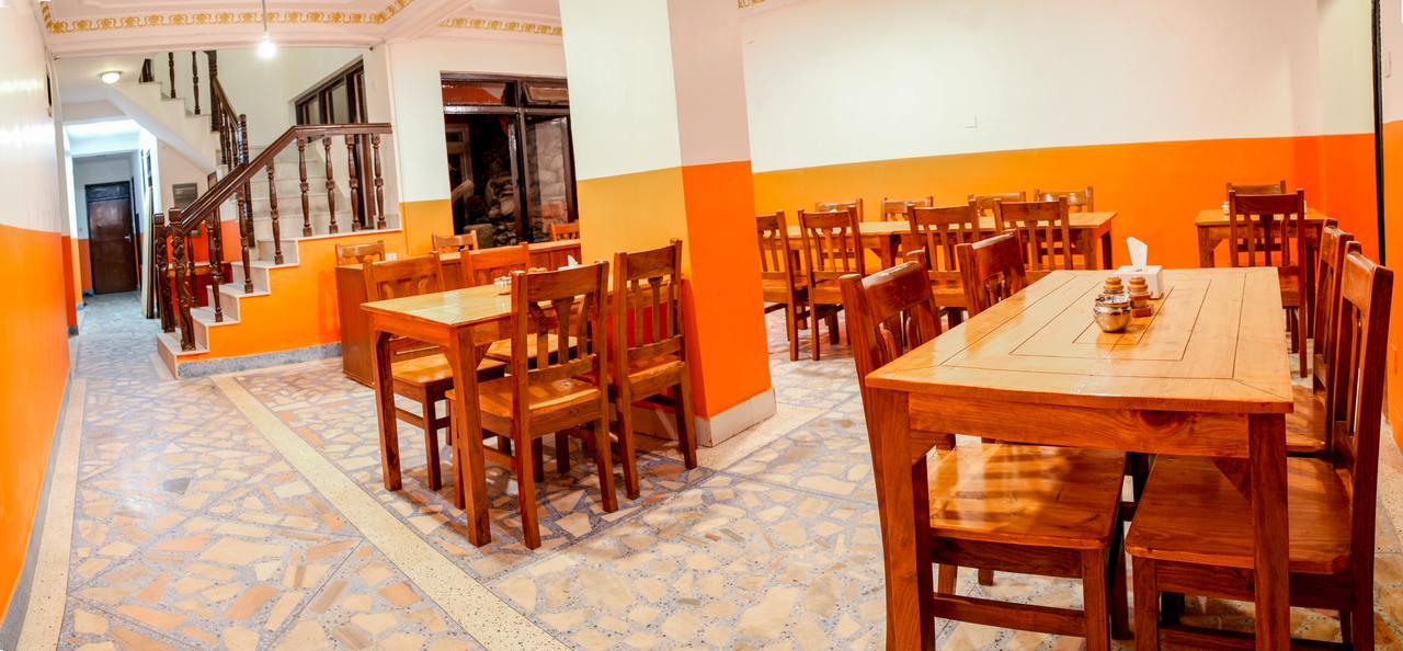 Kathmandu Regency Hotel Exteriör bild