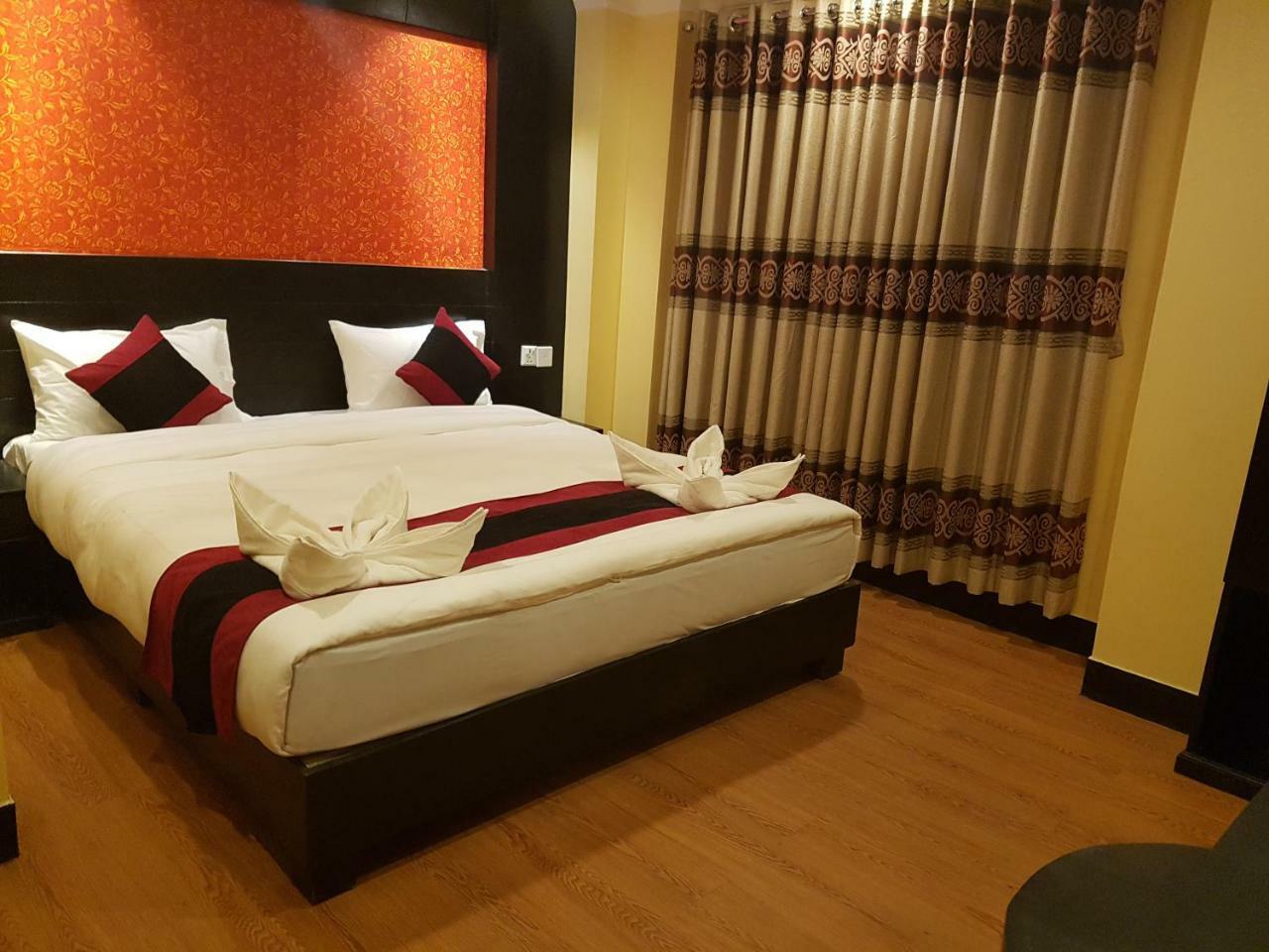 Kathmandu Regency Hotel Exteriör bild