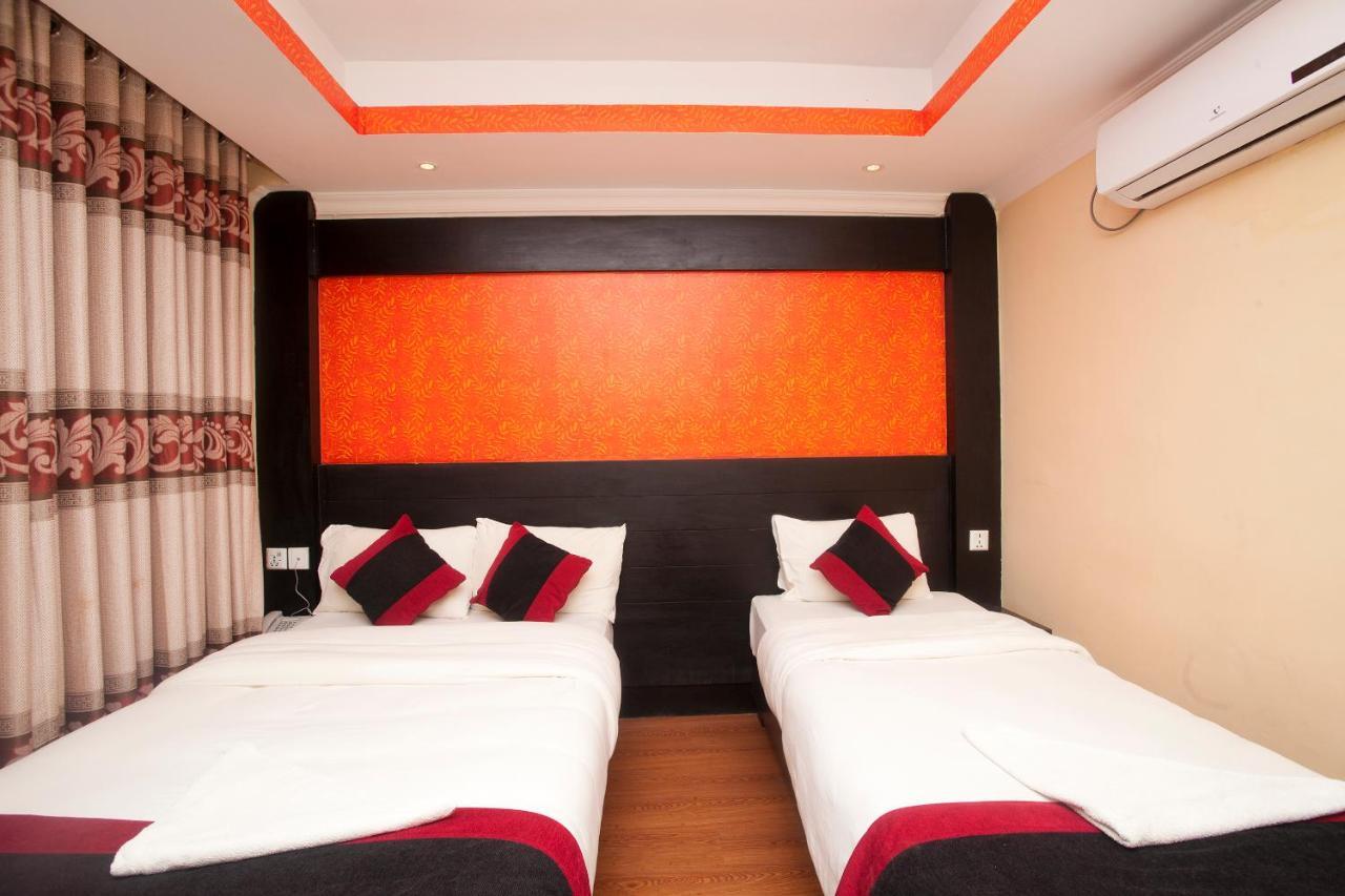 Kathmandu Regency Hotel Exteriör bild